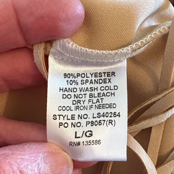 Main Strip Asymmetrical Cream Fringe Skirt - Picture 4 of 4